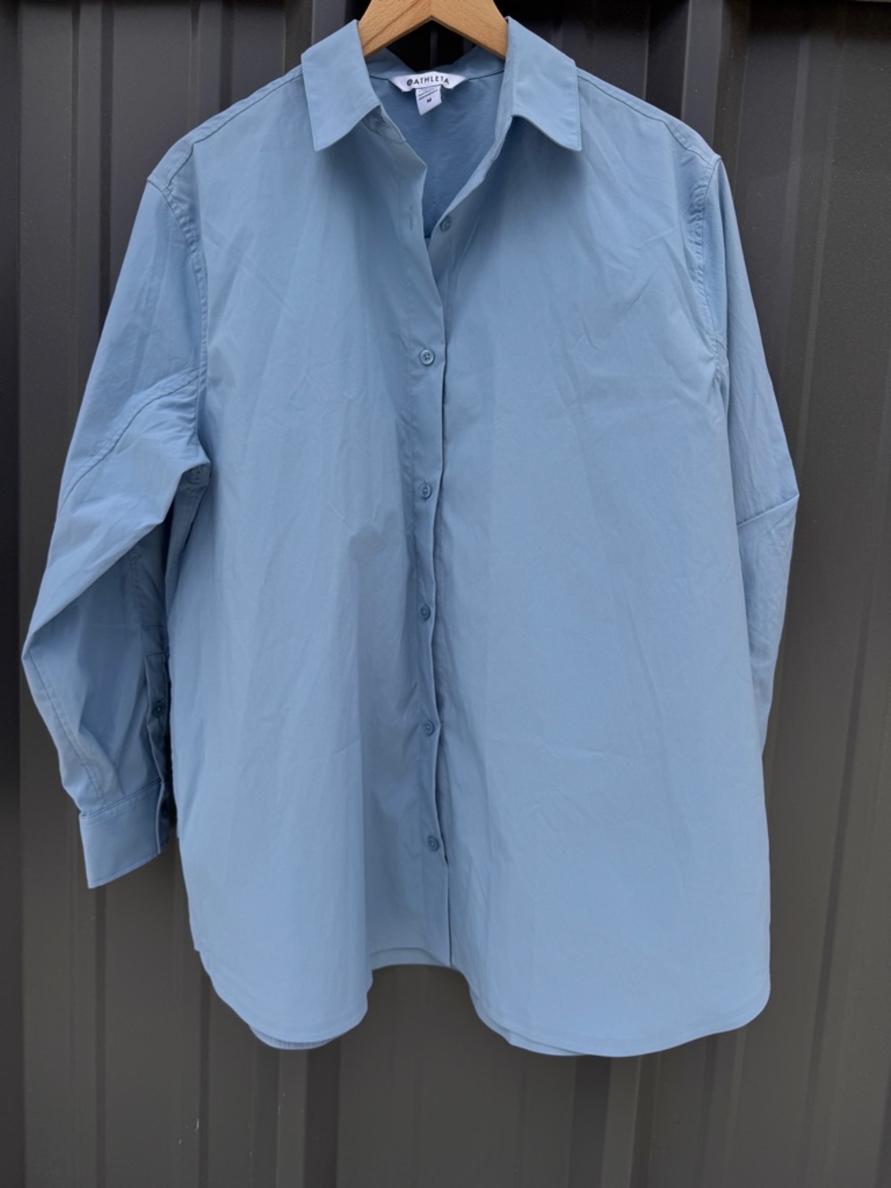 ATHLETA Blue Button Down Shirt Medium Lightweight Stretch Collared Workwear Top